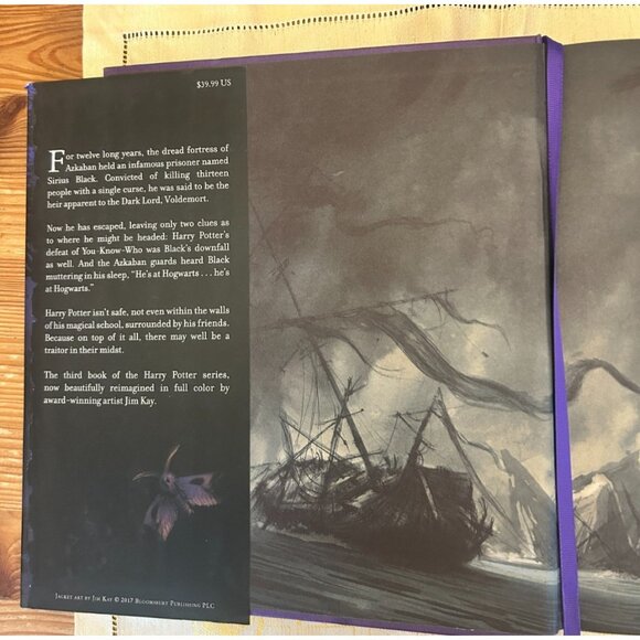 Harry Potter and the Prisoner of Azkaban Illustrated First Edition Hardcover - Picture 3 of 4